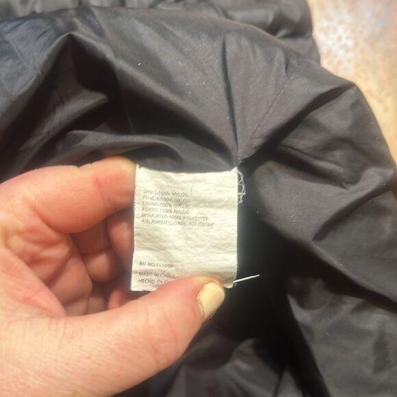 MT Mountaineering puffer vest XL (3925) - Picture 6 of 7